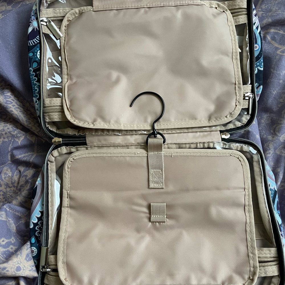 Paisley Bagsmart Toiletry Travel Bag - Picture 7 of 9